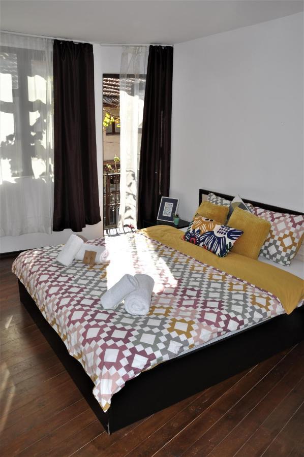 Honey I'M Home Apartments เวลีคอเทอร์โนโว ภายนอก รูปภาพ