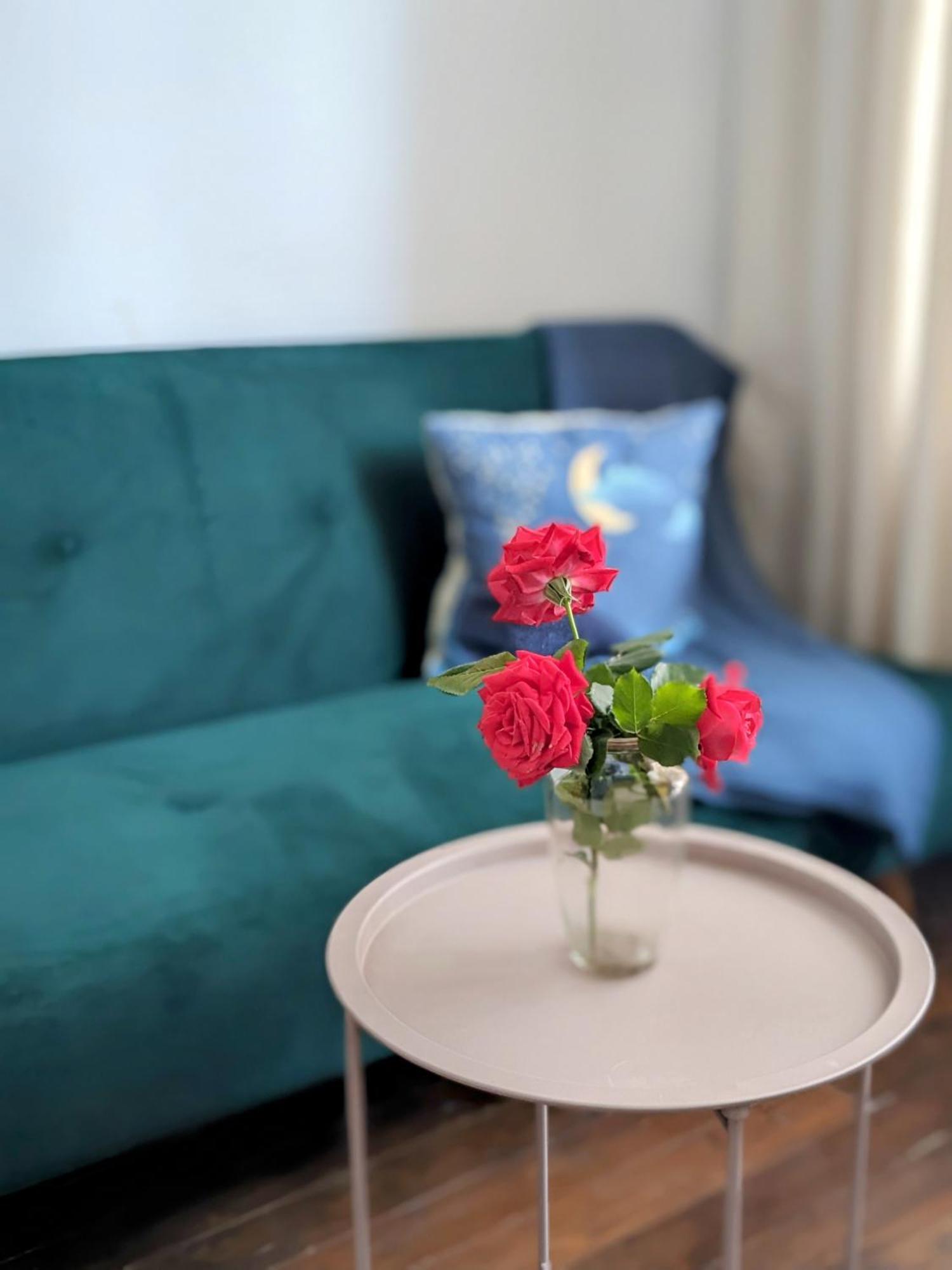 Honey I'M Home Apartments เวลีคอเทอร์โนโว ภายนอก รูปภาพ